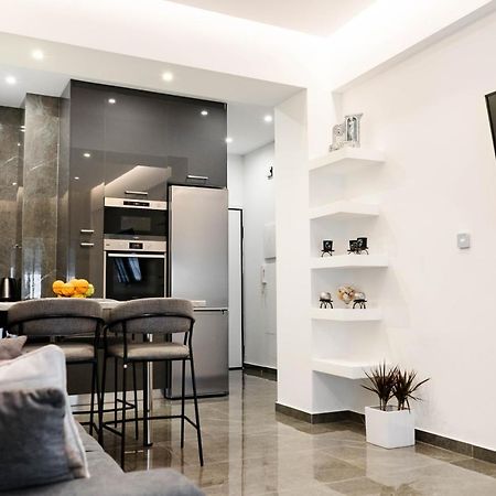 Larissa Railway &Metro Station Apartment Athén Kültér fotó